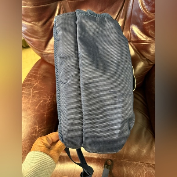 High Sierra Elite Backpack Airflow Cooled Back Suspension Strap Navy Blue - Picture 8 of 10